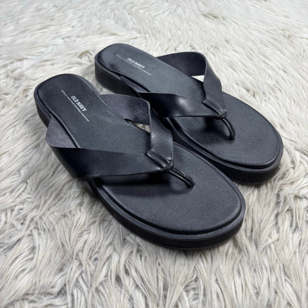 Old Navy Women's 9 Black Faux Leather Platform Flip Flops Retro 90's Classic